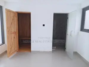 Nyumba ya Kifahari ya Vyumba 6 na DSQ Lavington