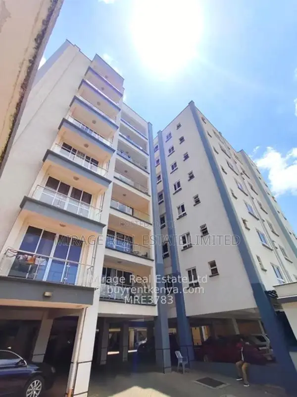 Stunning 3-Bedroom Ensuite Apartment na DSQ Kupangishwa - 1