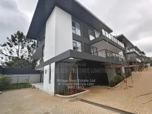 Townhouse ya Vyumba 5 vya Kulala, Zote Zikiwa na Bafu Ndani, Lavington - KES 160M