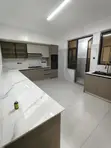 3-Bedroom Apartment + DSQ Kupangishwa Hurlingham – KES 115,000/Mwezi - 1