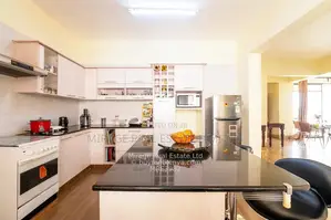 Ghorofa ya Vyumba 3 + DSQ Kupangishwa Dennis Pritt, Kilimani - KES 130,000
