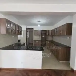 Ghorofa Kubwa ya Vyumba 4 Kupangishwa General Mathenge - KES 150,000