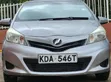 Toyota Vitz 2013 Nyeupe - 1