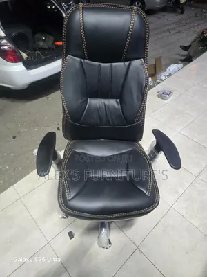 Adjustable Height Office Chair - Boss Office Products