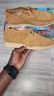 Clarks Wallabee Low Cut Brown Leather - 3