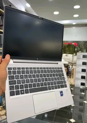 HP EliteBook 630 G10 Laptop: 16GB RAM, 256GB SSD, Core i5