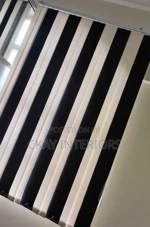 Vertical Blinds za Ofisi - Mpya Kabisa