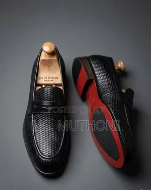 John Foster Loafers za Ngozi Zenye Muundo - Nyeusi