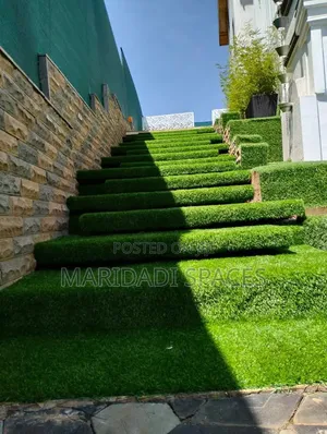 Artificial Turf Grass - Low Maintenance, All-Year Green