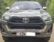 Toyota Hilux Double Cabin 2025 Dhahabu - 4