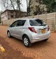Toyota Vitz 2015 Silver - 4