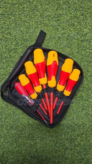 Insulated Screwdriver Set - Mpya Kabisa