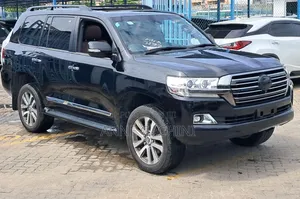 Toyota Land Cruiser 4.6 V8 ZX 2020 Nyeusi