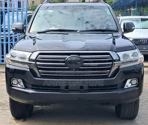 Toyota Land Cruiser 4.6 V8 ZX 2020 Nyeusi