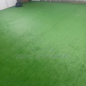 25mm Artificial Grass Carpet - Top Quality for Balconies & Rooftops