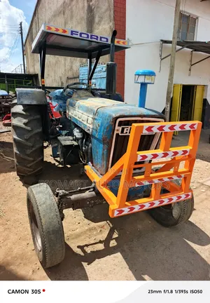 Ford 5000 Tractor (2WD)