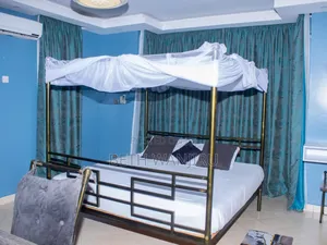 Ghorofa ya Vyumba 3 vya Kulala, Zote ni Ensuite, kwa Short Let huko Nyali, Mombasa