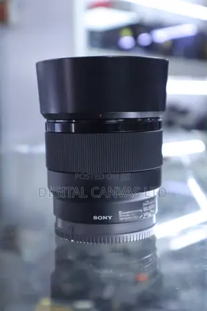 Sony 50mm f/1.8 FE Lens