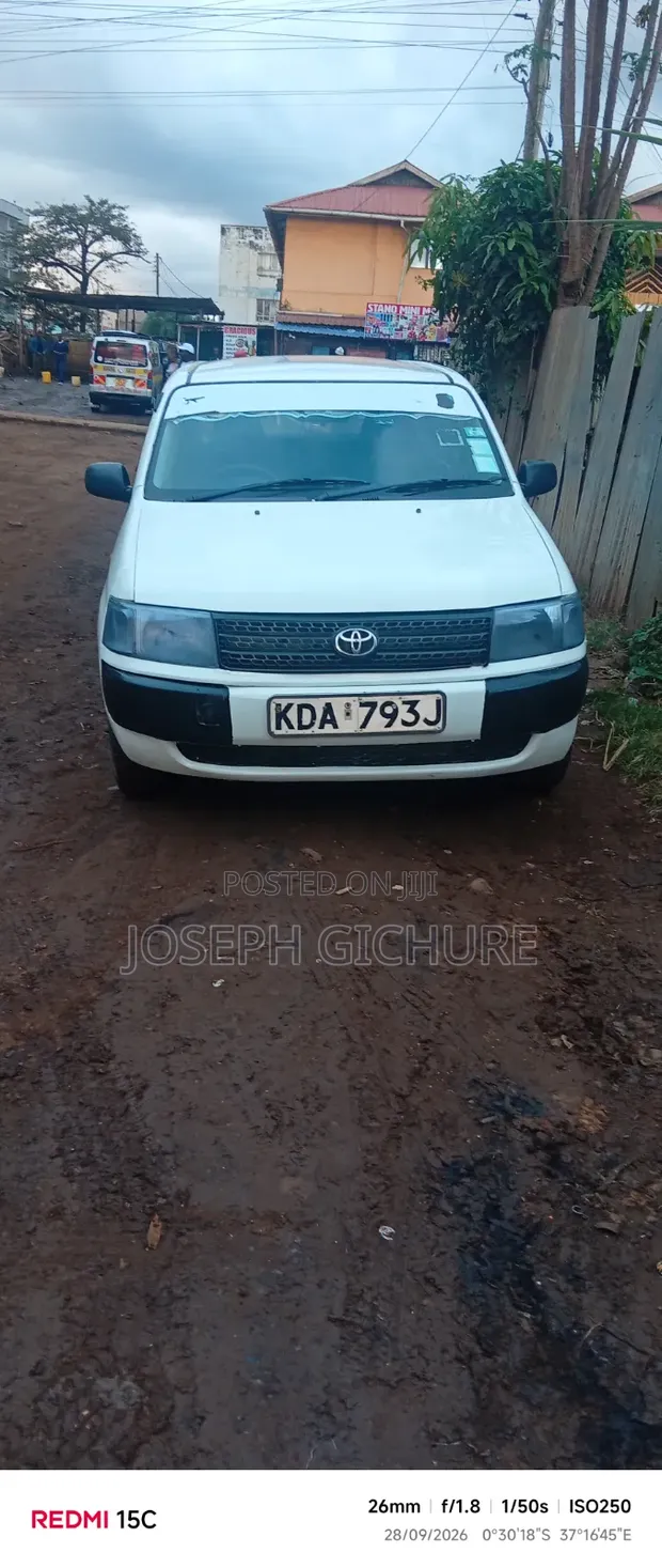 Toyota Probox 2014 Nyeupe - 1