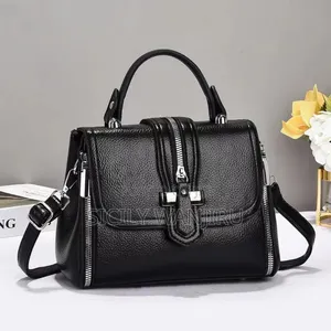 Medium Sling Bag - Well Partitioned