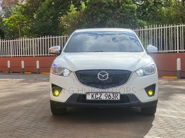 Mazda CX-5 2.2 Diesel AWD 2013 Nyeupe - 1