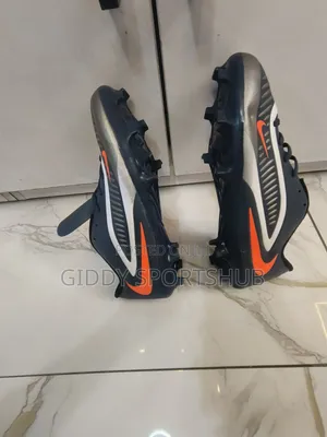 Nike Men's Football Boots Size 4.5 Navy Blue