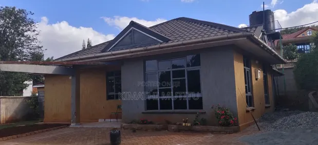 3 Bedroom Master Ensuite Bungalow for Rent in Hub, Hardy - 1