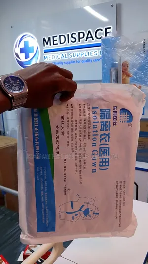 Gown ya Kinga ya Isolation - Mpya Kabisa