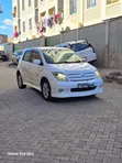 Toyota IST 2005 Nyeupe - 4