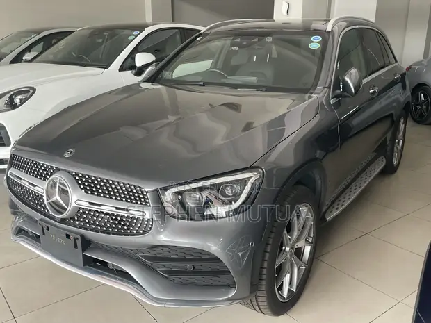 Mercedes-Benz GLC 300 2021 Gray - 1