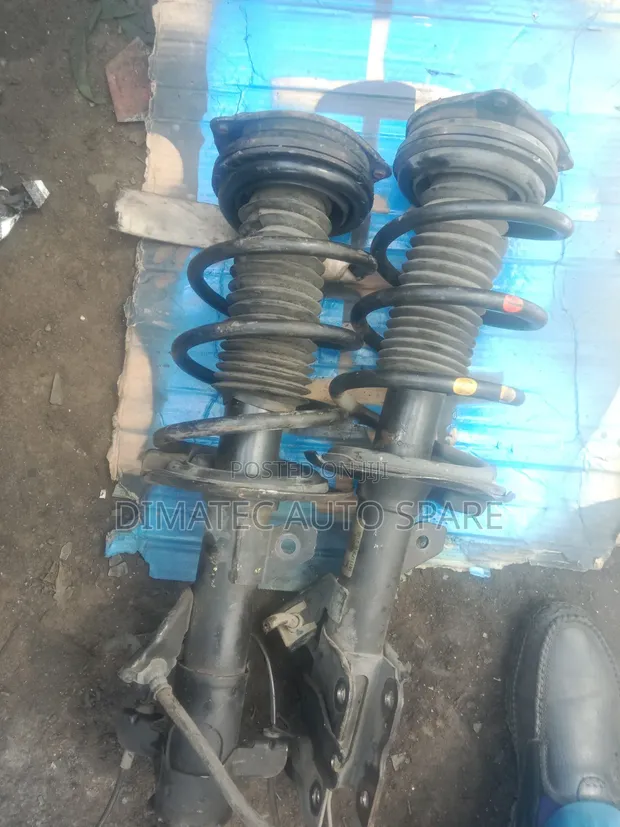 Nissan Serena Front Shock Absorber (Ex-Japan) - 1
