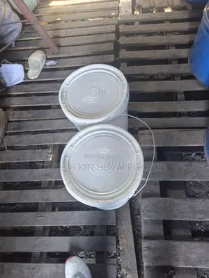 Brand New Plastic Storage Buckets (20L)