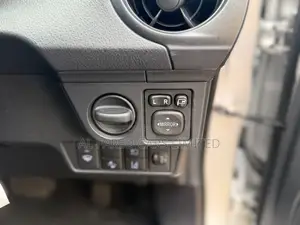 Toyota Corolla Fielder 1.5 Petrol FWD 2019 Silver