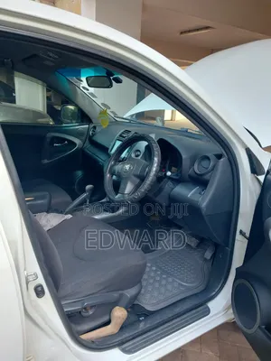 Toyota RAV4 2.4 SUV 2008 Nyeupe