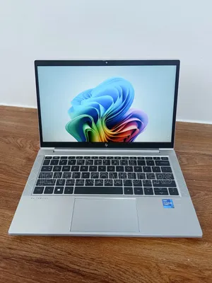 Laptop HP EliteBook 830 G8 - Core i7, 16GB RAM, 512GB SSD