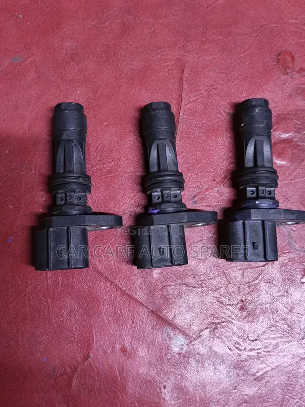 Crankshaft Position Sensor Nissan Navara - 1