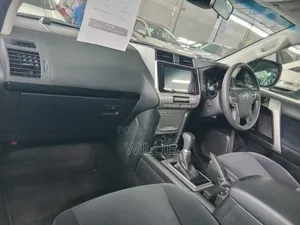 Toyota Land Cruiser Prado TX 2019