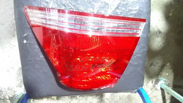 Ex-Japan Toyota Crown Athlete Taillight (2008-2012) - 1