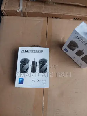 F11-2 Dual Wireless Lavalier Microphone for iPhone/Android