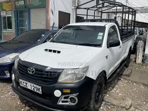 Toyota Hilux Single Cab 2012