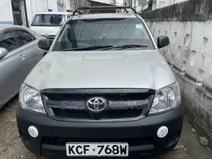 Toyota Hilux 2.5 D-4D Pickup 2008 Silver