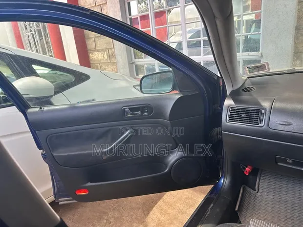 Volkswagen Golf 2.0 Variant 2005 Blue - 1