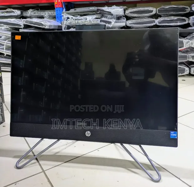 HP ProOne 240 G10 All-in-One 8GB RAM, 256GB SSD - 1