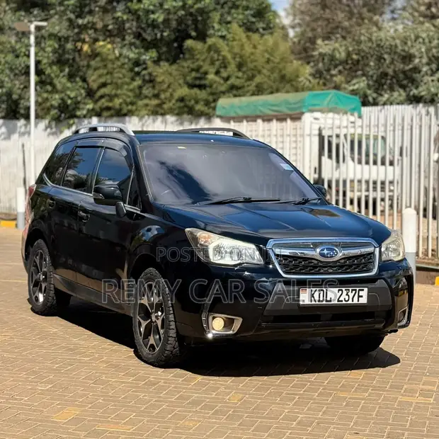 Subaru Forester 2015 Black - 1