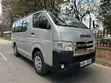 Toyota HiAce 2014 Nyeupe - 2