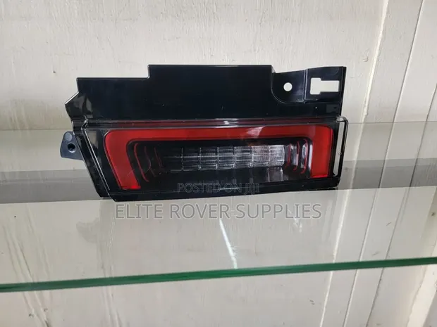 New Range Rover Evoque L551 Tailgate Light - 1