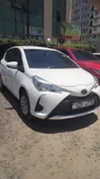 Toyota Vitz 1.3 FWD 5dr Hatchback 2018 White - 2