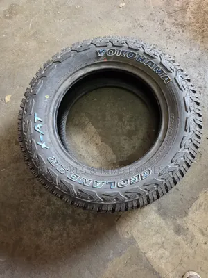 Tairi za Yokohama Geolandar A/T 245/65 R17 (Seti ya 4)
