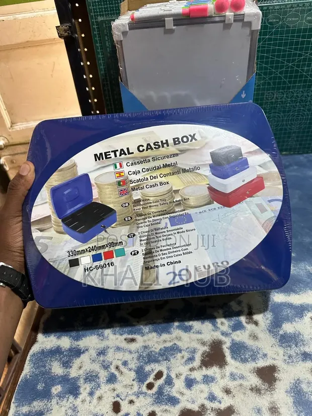 14" Cash Box with Lock | Security Money Box - 1