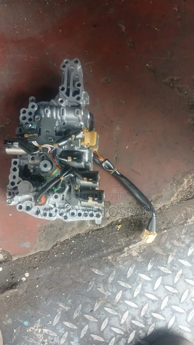 Nissan X-Trail NT32 Valve Body - Used - 1